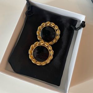 Vintage 80s black and gold clip on chunky earrings